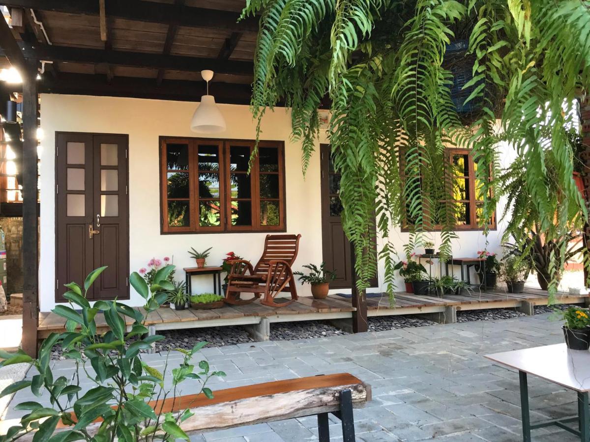 ครูหนูบ้านพัก แหลมงอบ Krunou Baanpak Trat Exterior photo